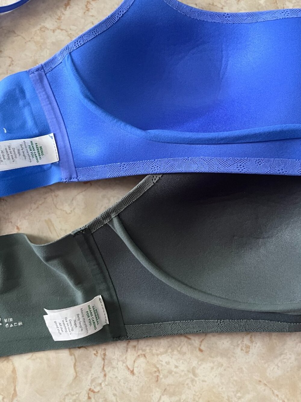 Pair of Aerie Smoothez Sz M Wireless Seamleas Bralettes Blue and Green - Picture 8 of 10